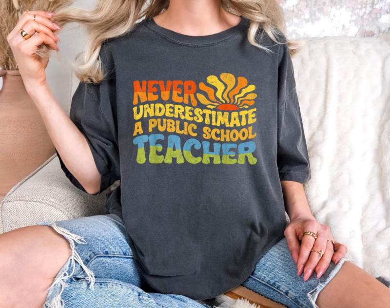 Never Underestimate a Public School Teacher Kamala Harris Walz 2024 Shirt